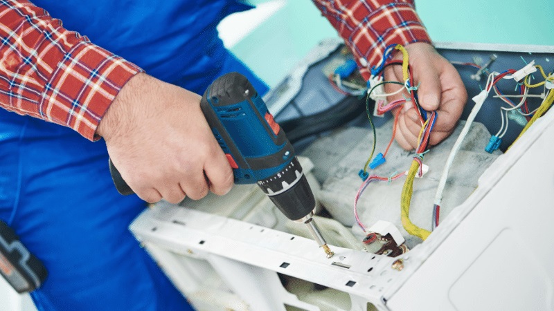 Yenimahalle Vestfrost Vestfrost çamaşır makinesi kart tamiri – Su almama arızası orijinal parça ile giderildi. - Teknik servis örneği